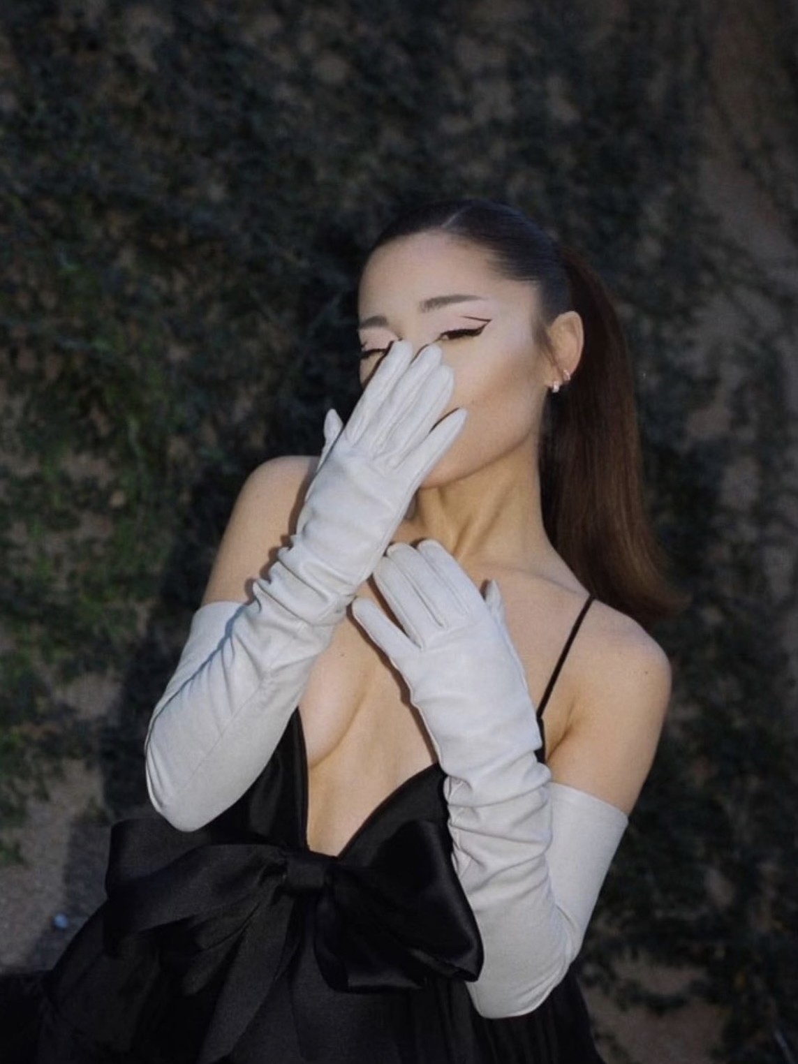 LONG GLOVES