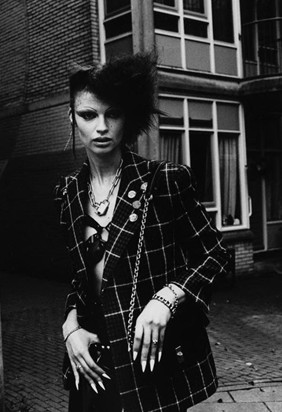 VOGUE NETHERLANDS