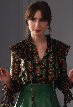 LILY COLLINS