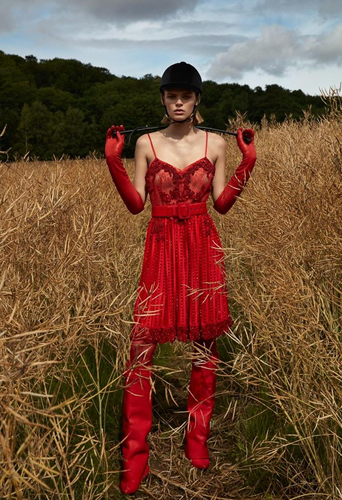 VOGUE JAPAN