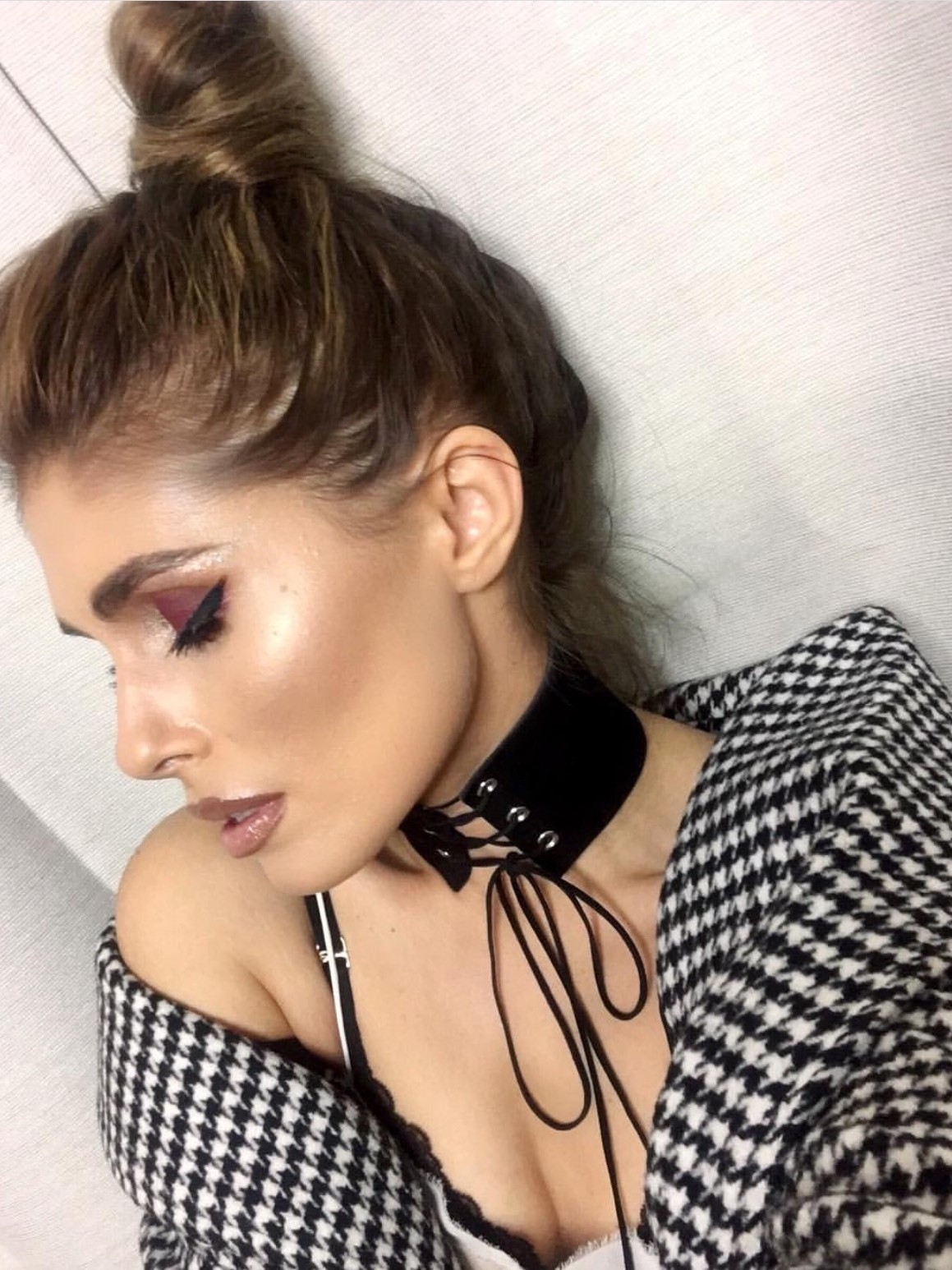 KIM 1 CHOKER KIM 1 CHOKER